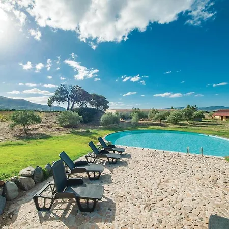 La Pietraia 2 Vakantiehuis Badesi