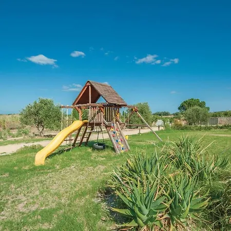 Vakantiehuis La Pietraia 2 *