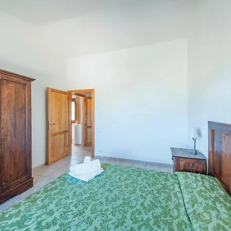 Vakantiehuis La Pietraia 2 *